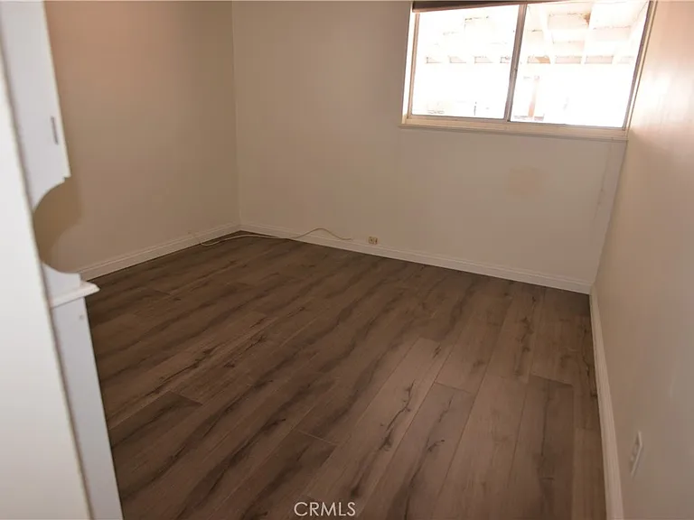 2509 E Santa Fe Ave — Photo 5
