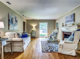 3316 Lovers Ln, Dallas, TX 75225