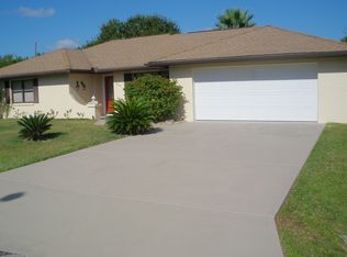 640 Cape Ter NW, Port Charlotte, FL 33952