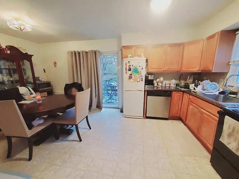 313 Flax Hill Rd #A — Photo 2