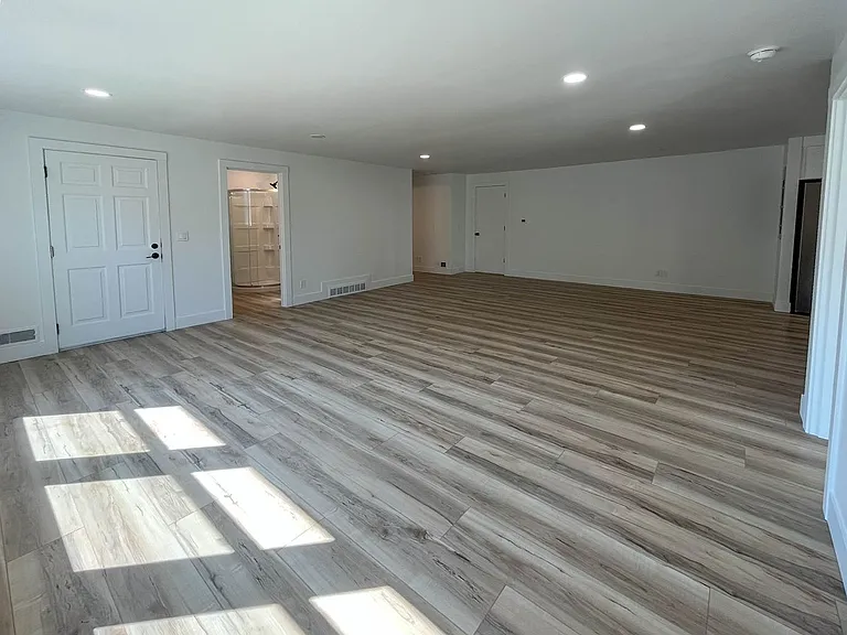 315 NE 148th Ave — Photo 15