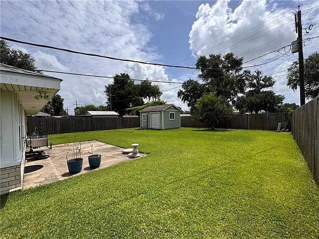 319 Lakewood Dr — Photo 15