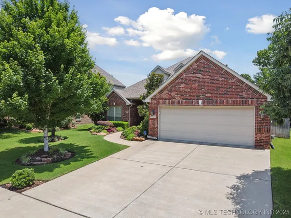 4205 N Narcissus Ave, Broken Arrow, OK 74012
