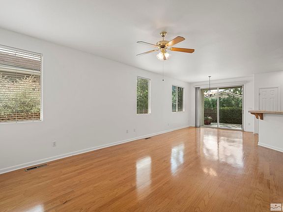 5th image of 1535 Cosenza Dr