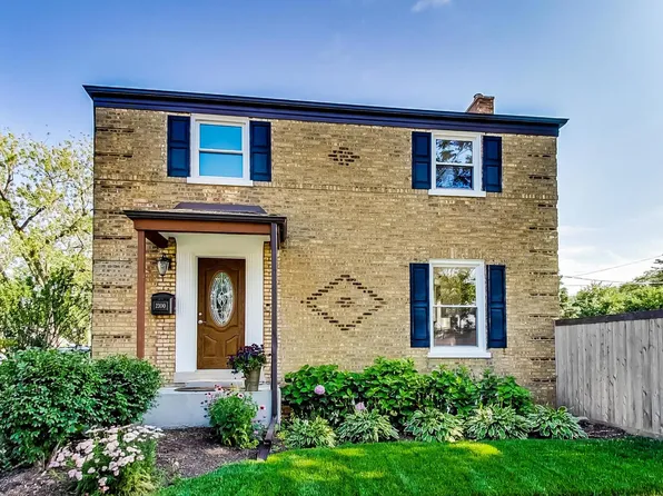 2300 S 8th Ave, North Riverside, IL 60546