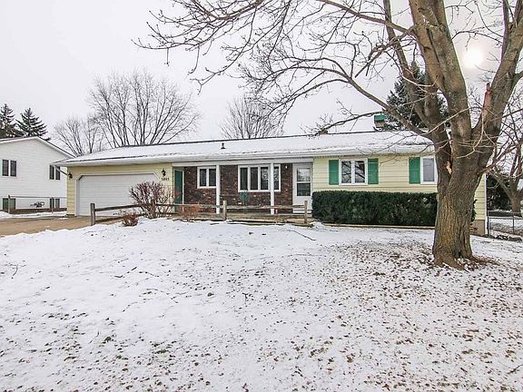 2nd image of 5805 Anthony St