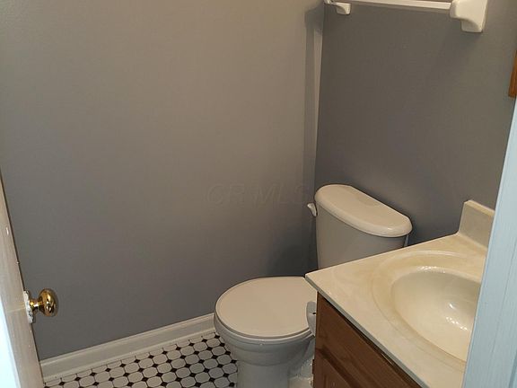 5th image of 933 Briaro St