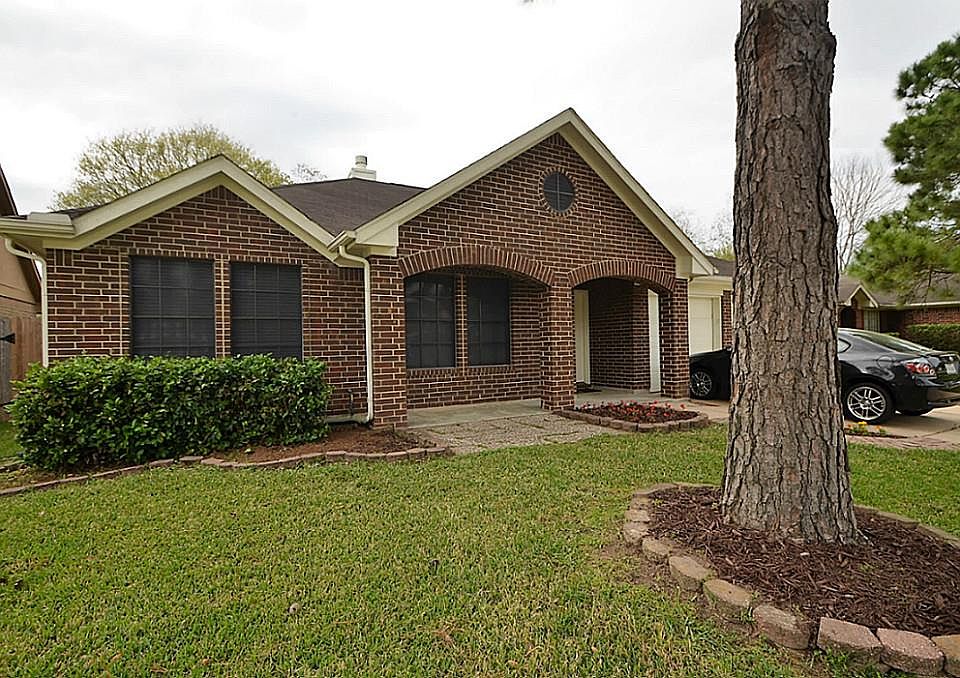 1st image of 2107 Marot Dr