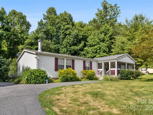 65 Fraser Hill Dr, Mars Hill, NC 28754