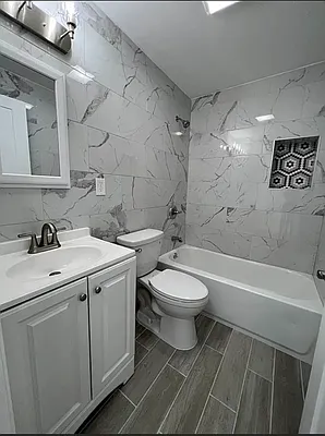 Rented by Standard Living Realty Inc | media 14