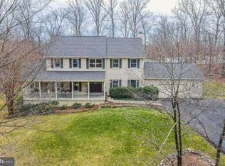 12537 Rochester Dr, Fairfax, VA 22030