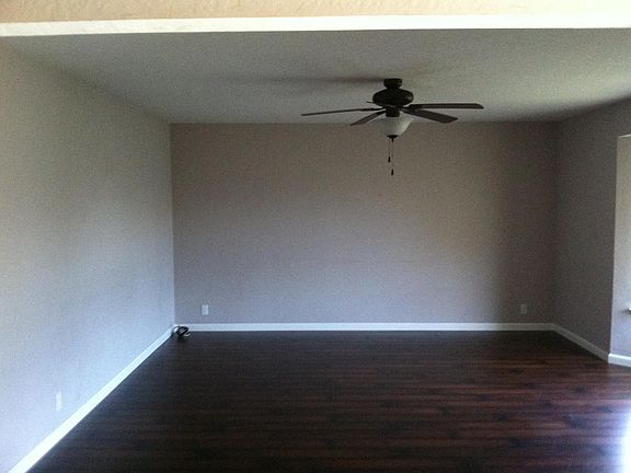 5th image of 505 Vine Way