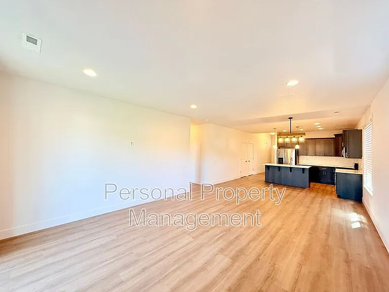 11108 NE 133rd Ct — Photo 8
