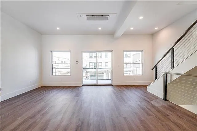 47 Graham St #2 — Photo 31