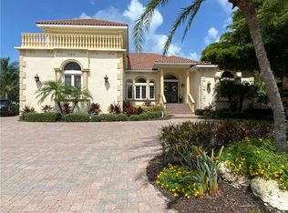 12610 Baypointe Ter, Cortez, FL 34215