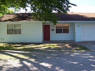 706 SW B St #A, Bentonville, AR 72712