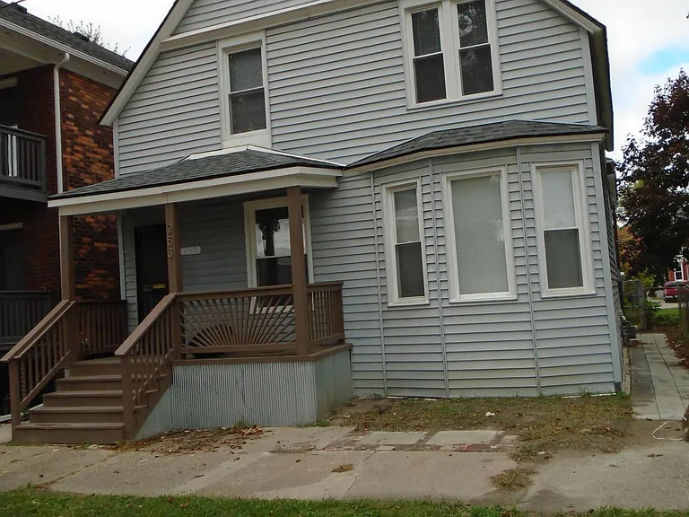 253 Custer St — Photo 1