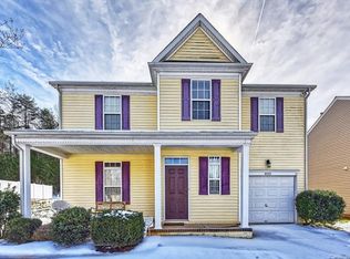 8112 Coffee Tree Ct, Charlotte, NC 28215