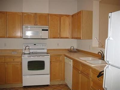 4th image of 9315 178th Pl NE Unit 3