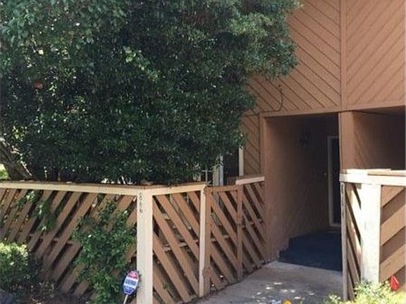 2nd image of 866 Lake Hollow Blvd SW