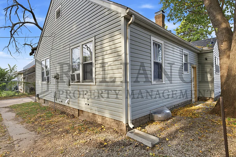 1 bed, 1.0 bath, 718 sqft, $875 — Photo 4
