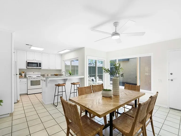 10531 Greenford Dr — Photo 5