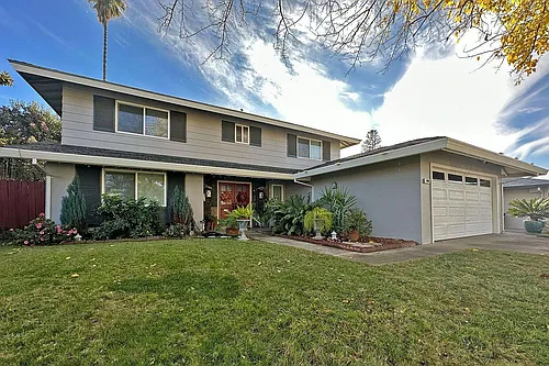 4968 Hillridge Way Photo 1