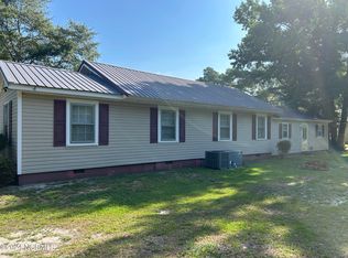 15321 Bayfield Rd, Laurel Hill, NC 28351
