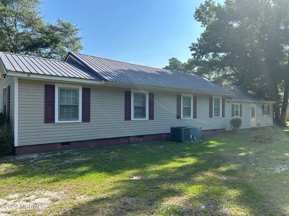 15321 Bayfield Road, Laurel Hill, NC 28351