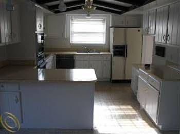 4th image of 2774 Creek Bend Dr