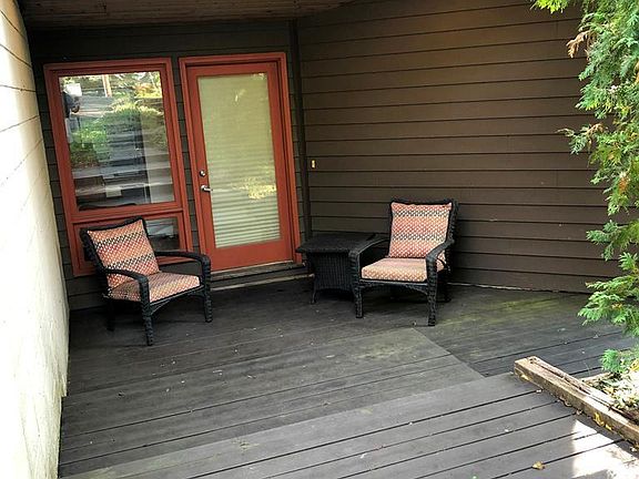 4th image of 555 Orlando Ave