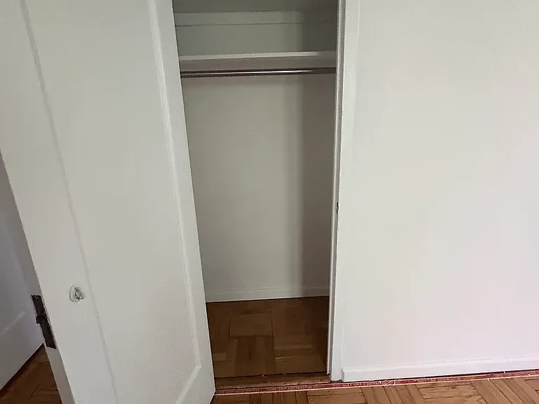 1563 Metropolitan Ave #6H — Photo 9