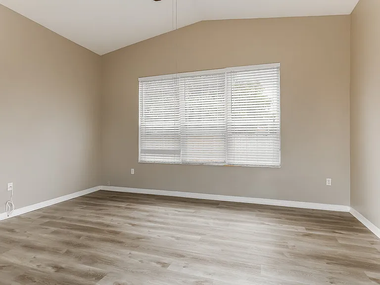 13124 SW 23rd St — Photo 11