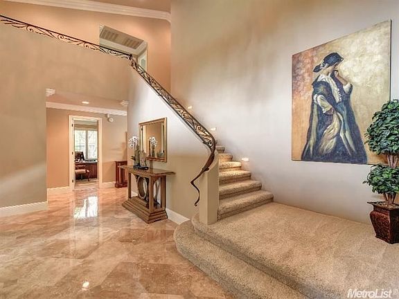 2nd image of 11762 Melones Cir