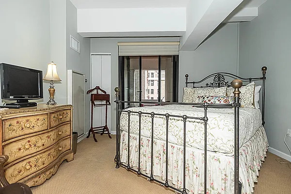 Rented by Corcoran | media 9