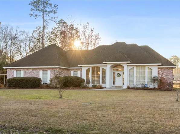 61325 Queen Anne Dr, Lacombe, LA 70445