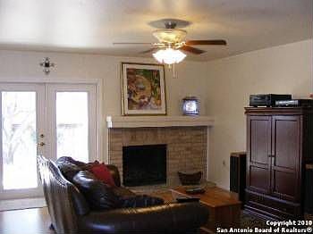2nd image of 5943 Oak Run St
