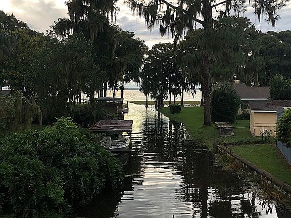 5th image of 11333 Davison Ln