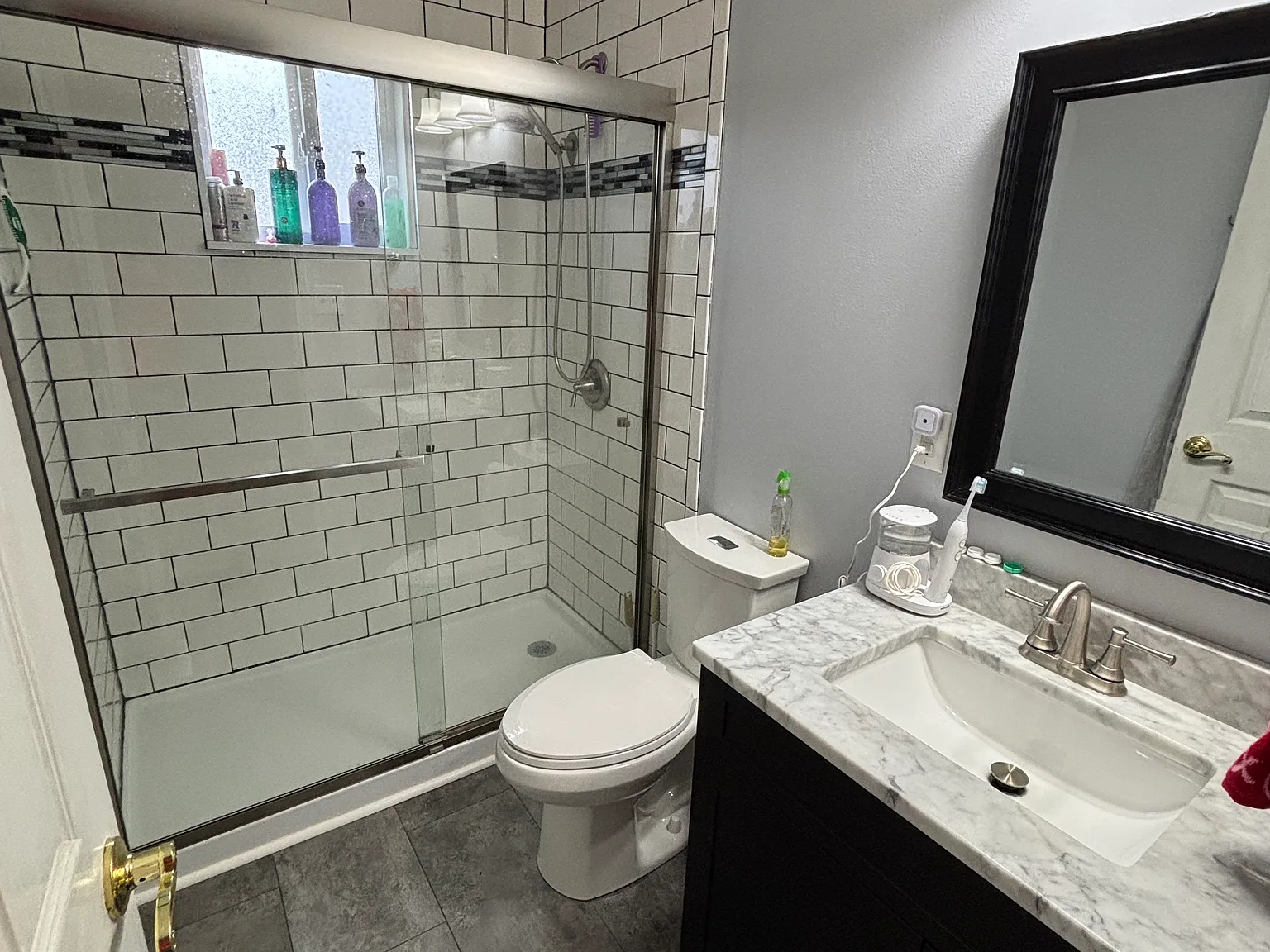 3 bed, 980 sqft, $2,400 — Photo 3