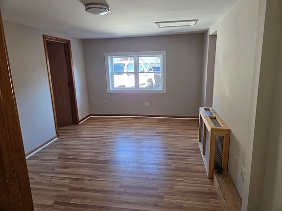 4th image of 62 W Allen St #E