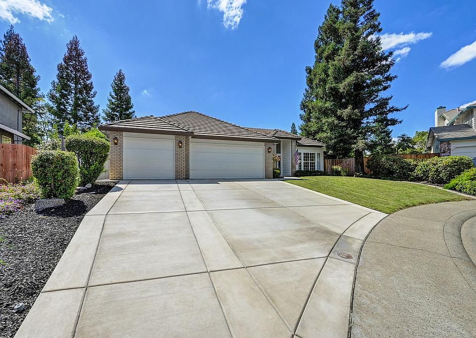 1st image of 3512 Fieldcrest Ct