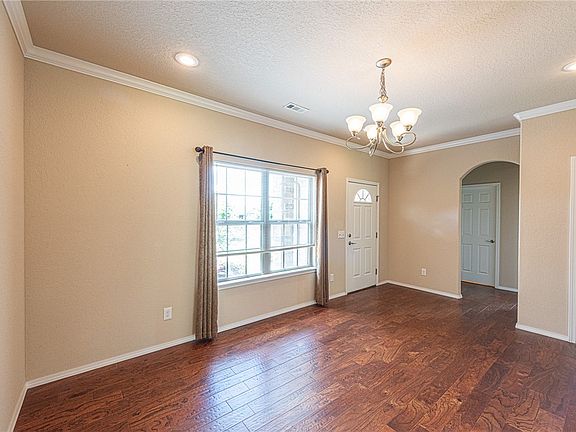 5th image of 5211 W Cross Creek Blvd
