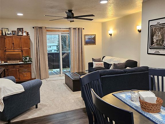 4th image of 371 W 4th St #304