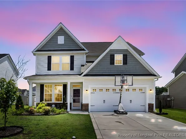 1657 Stackhouse Dr, Fayetteville, NC 28314