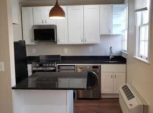 3520 W Pl NW #201, Washington, DC 20007