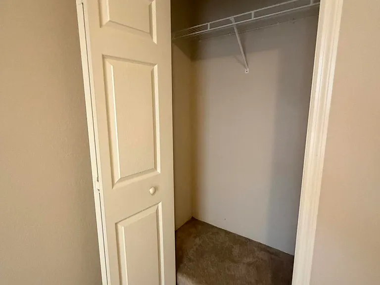 806 Baldwin Rowe Cir — Photo 35