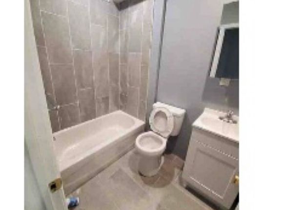 4th image of 5313 W Girard Ave #A