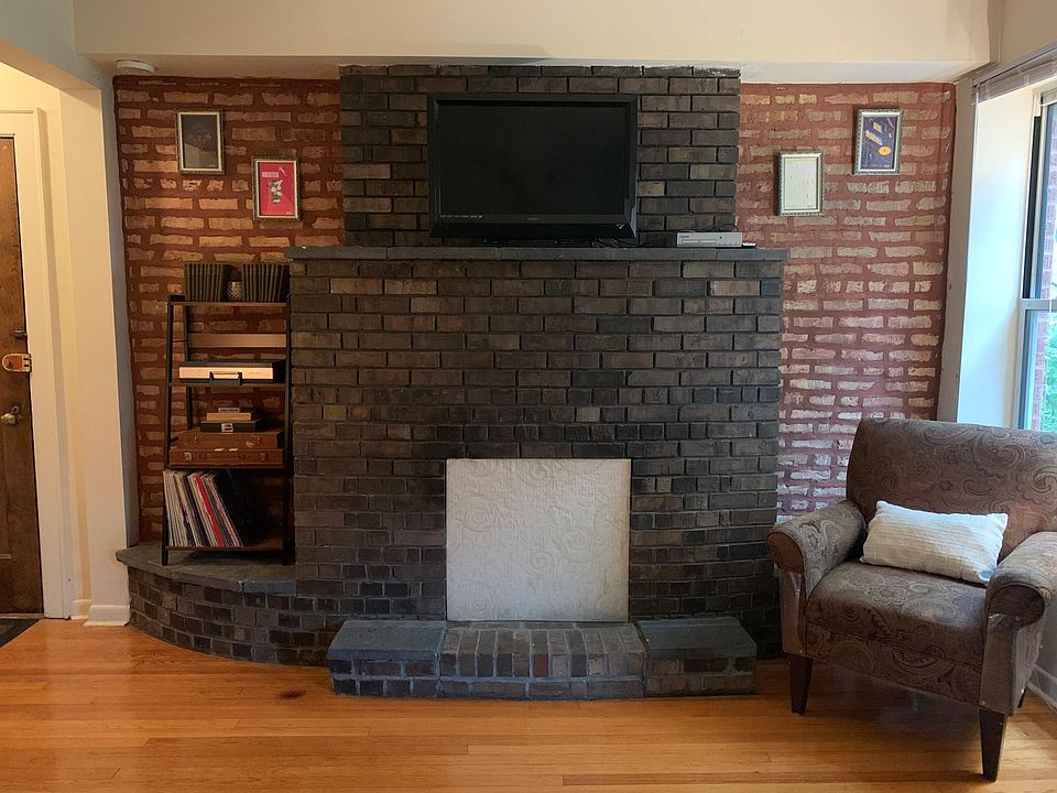 1st image of 1316 W Rosemont Ave APT 3