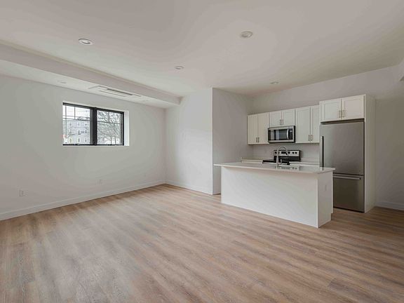 2nd image of 361 Admiral St #101