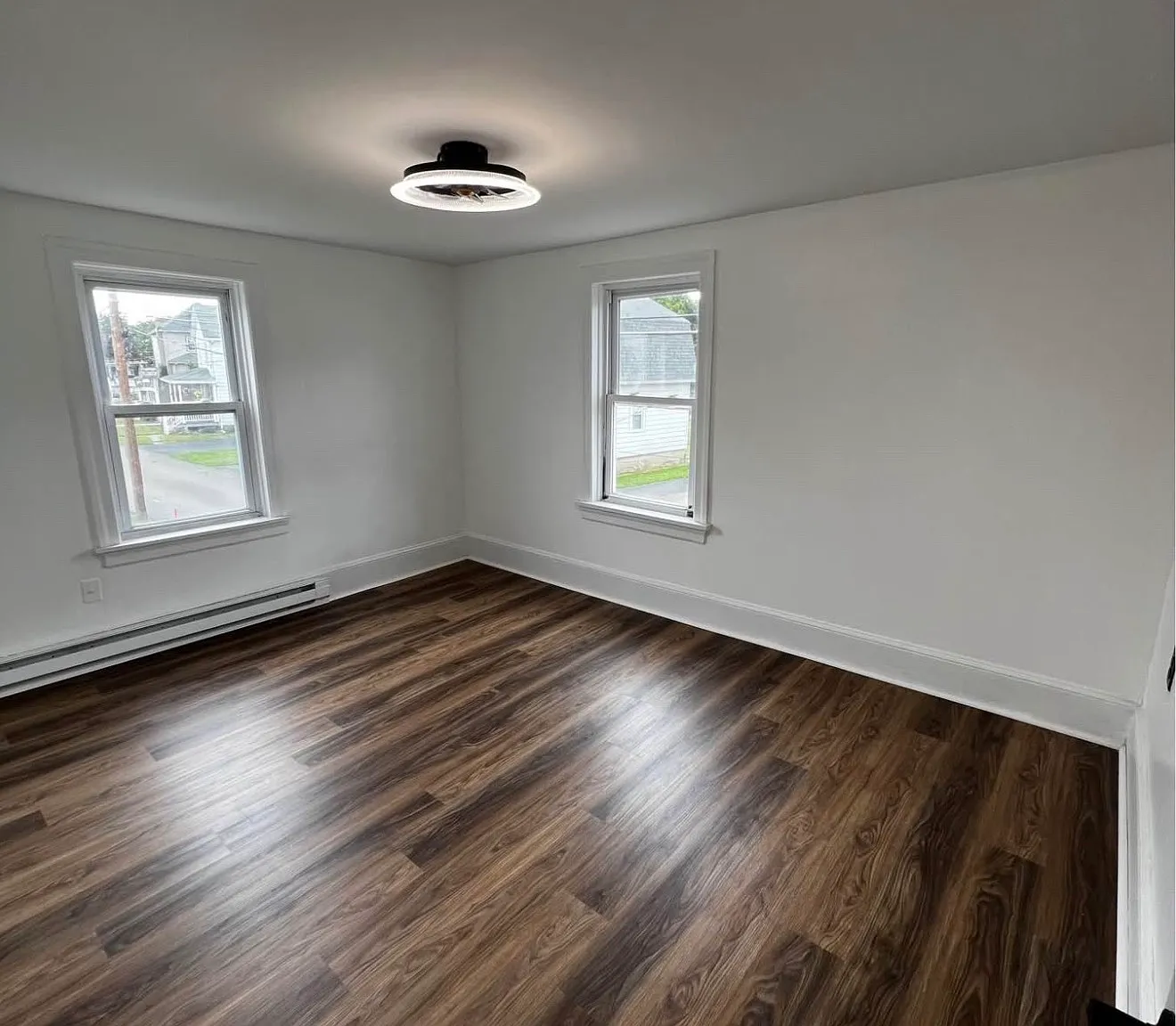 2 bed, 700 sqft, $1,400 — Photo 4